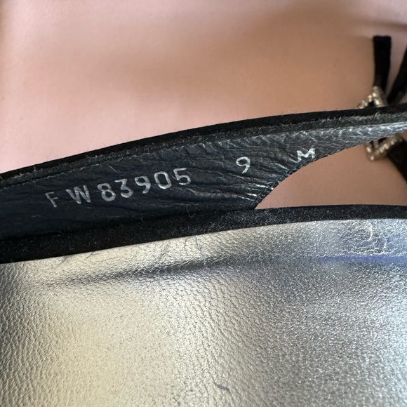 Stuart Weitzman Black Satin Slingback Evening Shoes - Picture 7 of 8